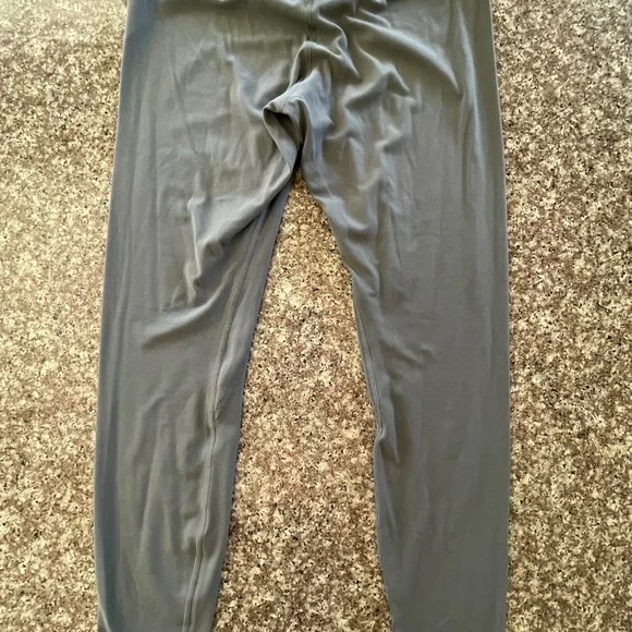 Lululemon Align Leggings  26” inseam  size 8  grey/blue color - Picture 3 of 10